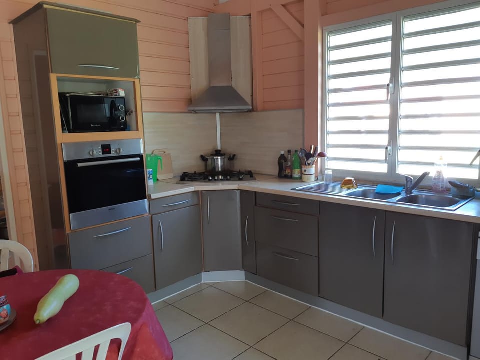 Villa havre de paix à Terre de Bas, LES SAINTES House in Leeward Islands