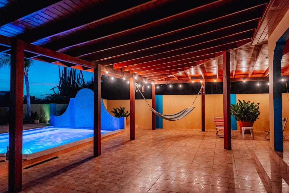 Pool view, Swimming pool, sunbed