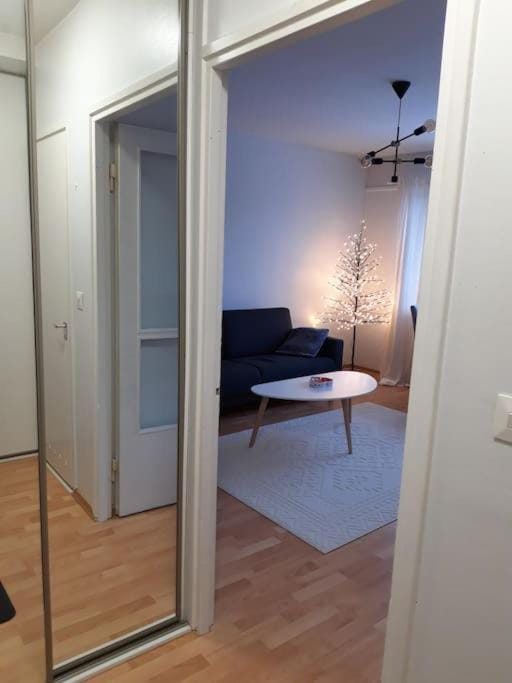 Viihtyisä yksiö Oulun Tuirassa Apartment in Finland