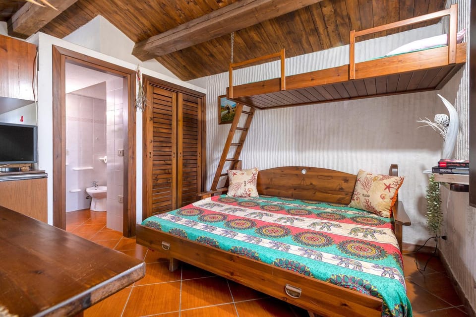 Property building, Living room, Bedroom