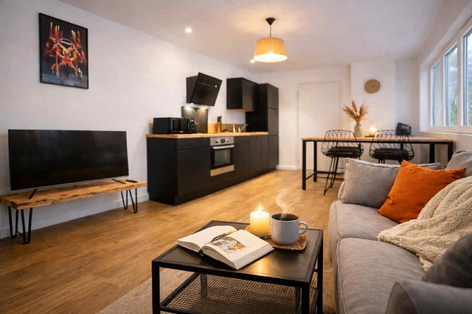 TV and multimedia, Living room, Seating area