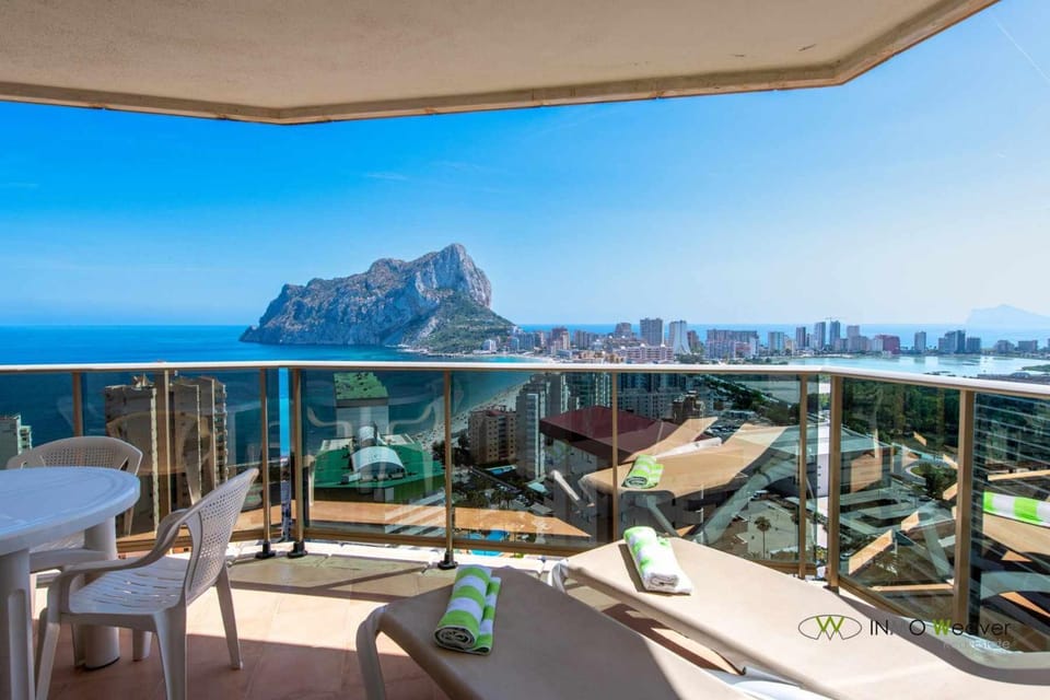 Balcony/Terrace, Mountain view