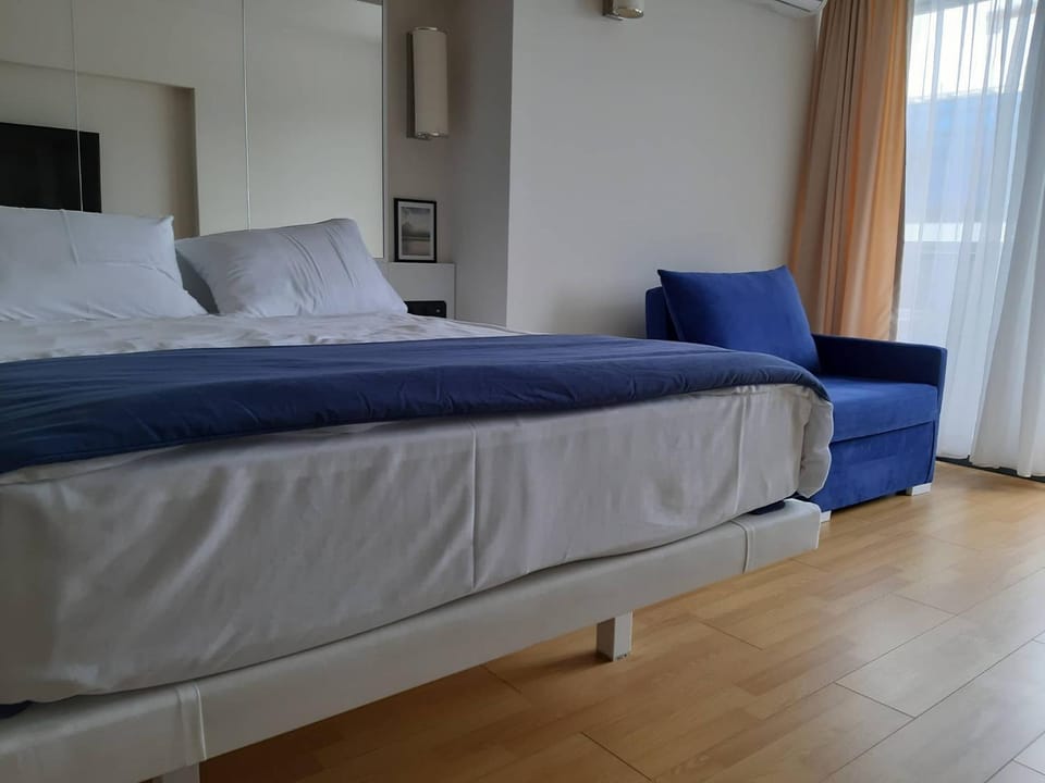 Aparthotel 46th floor - amazing view Apartment in Batumi