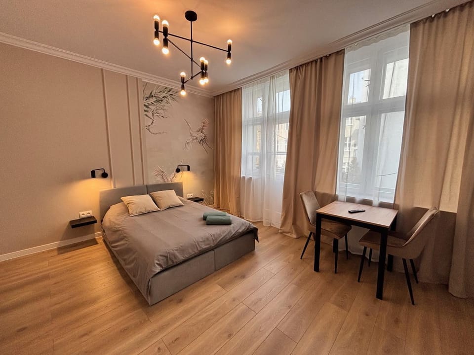 Seating area, Bedroom