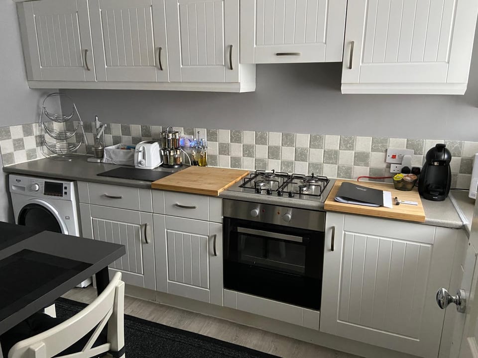 Kitchen or kitchenette, Kitchen or kitchenette