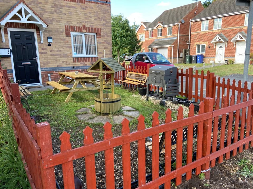 BBQ facilities, Garden