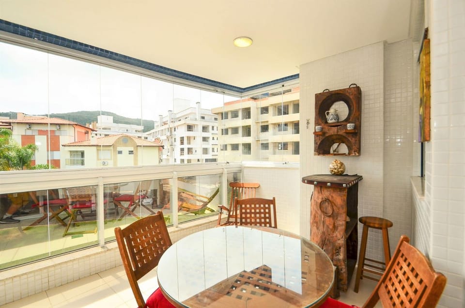 Apto 3 suítes, 1 quadra da Praia, Ingleses N1617 Apartment in Florianopolis
