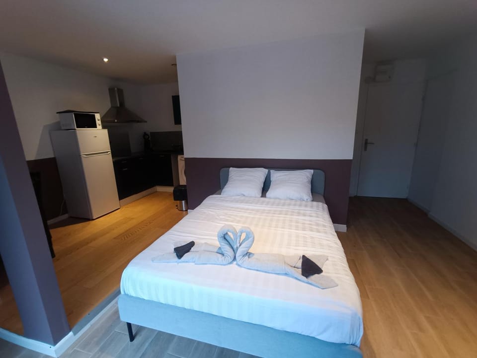 Hello Sunshine - Studio avec terrasse Malo Plage Apartment in Dunkirk