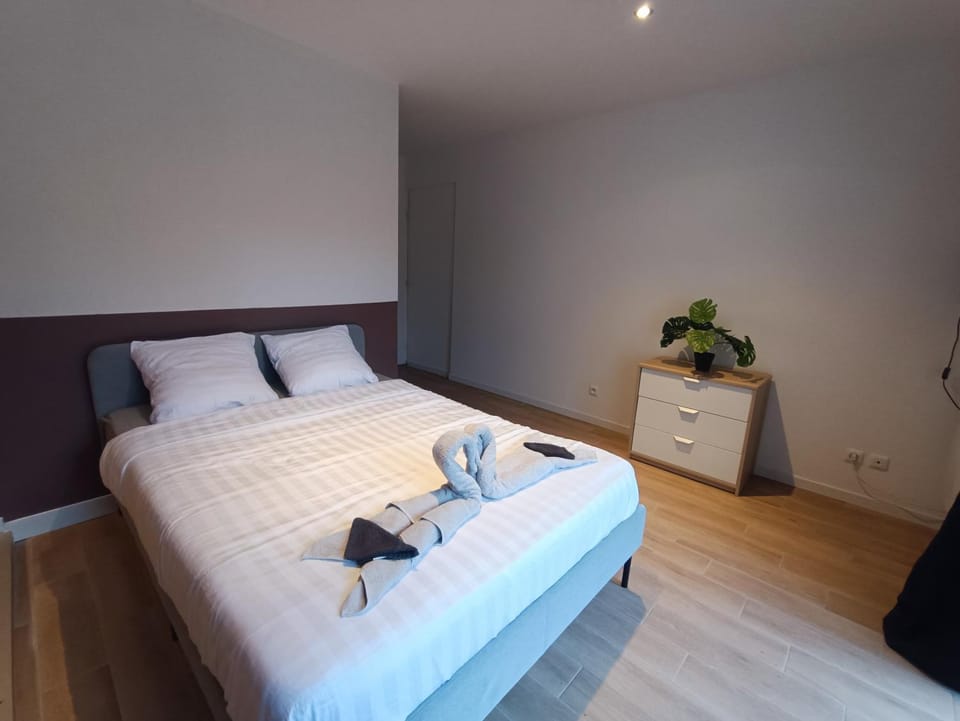 Hello Sunshine - Studio avec terrasse Malo Plage Apartment in Dunkirk