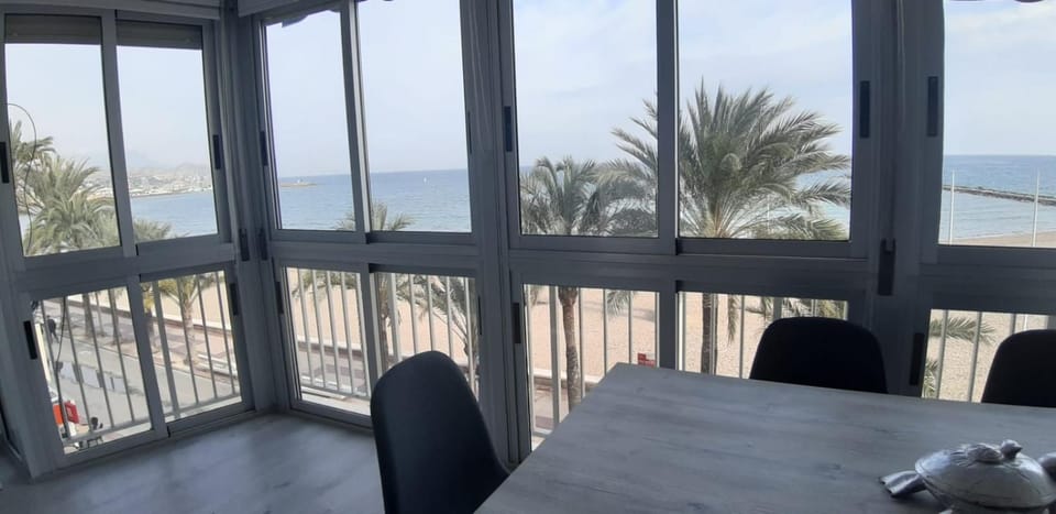Dining area, Sea view