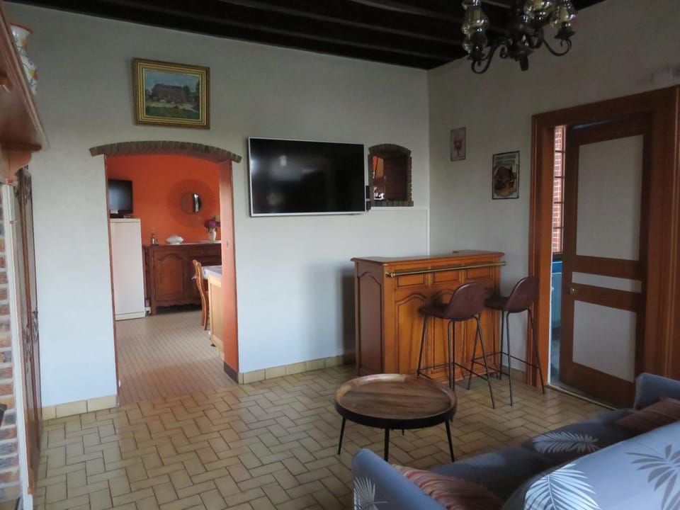 Communal lounge/ TV room, Living room, Lounge or bar