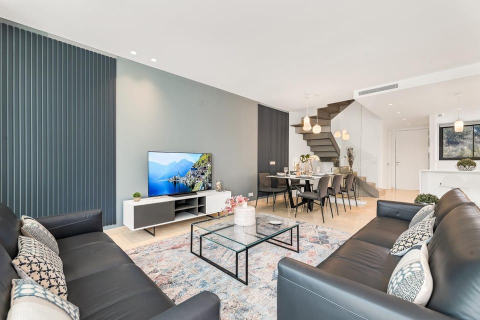 TV and multimedia, Living room, Seating area
