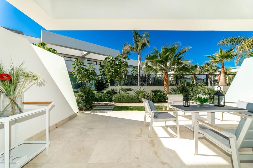 Patio, Garden, Balcony/Terrace