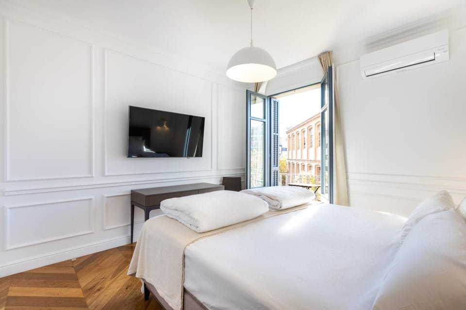 Majestic 4BR/4BATH apartment in Sagrada Familia area Apartment in Barcelona