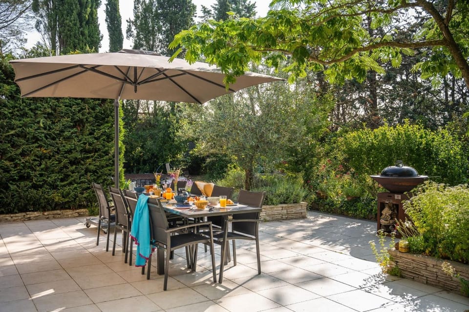Patio, Breakfast