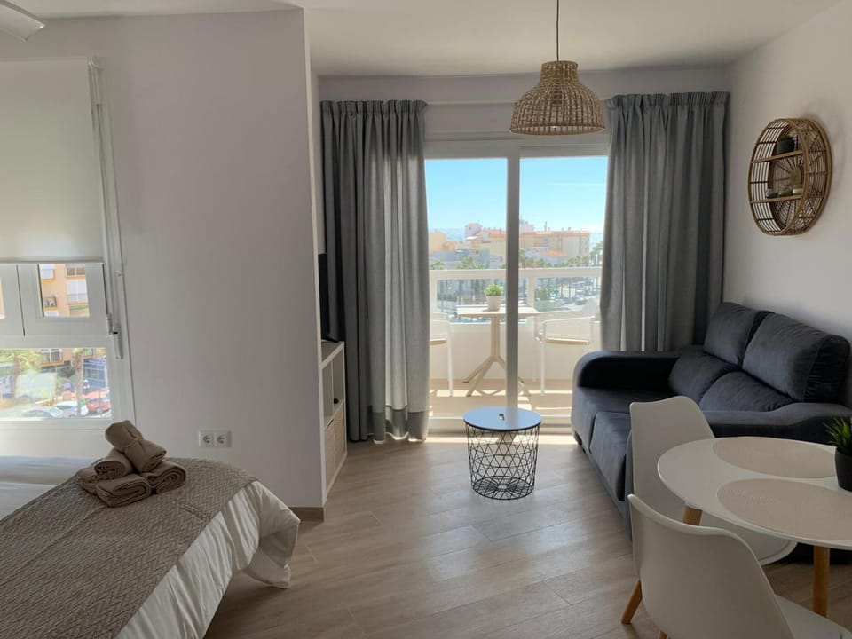 Bed, Living room, Photo of the whole room, Seating area, Bedroom