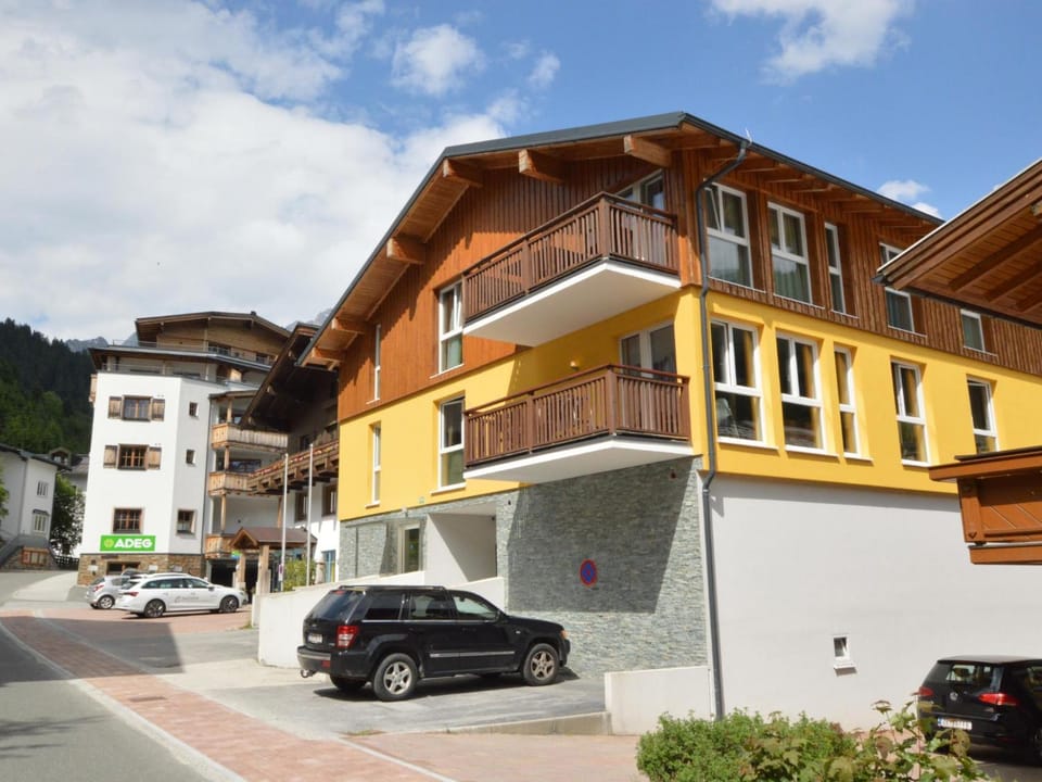 Property building, Summer