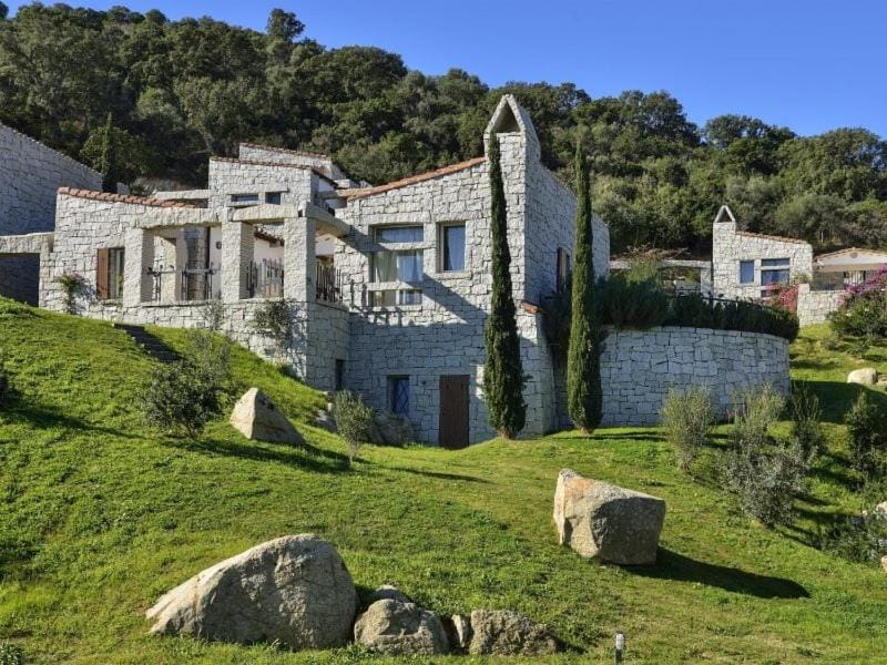 Property building, Garden view