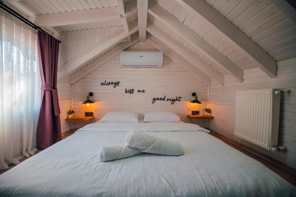 Tree Bungalov Maşukiye Bed and Breakfast in Turkey