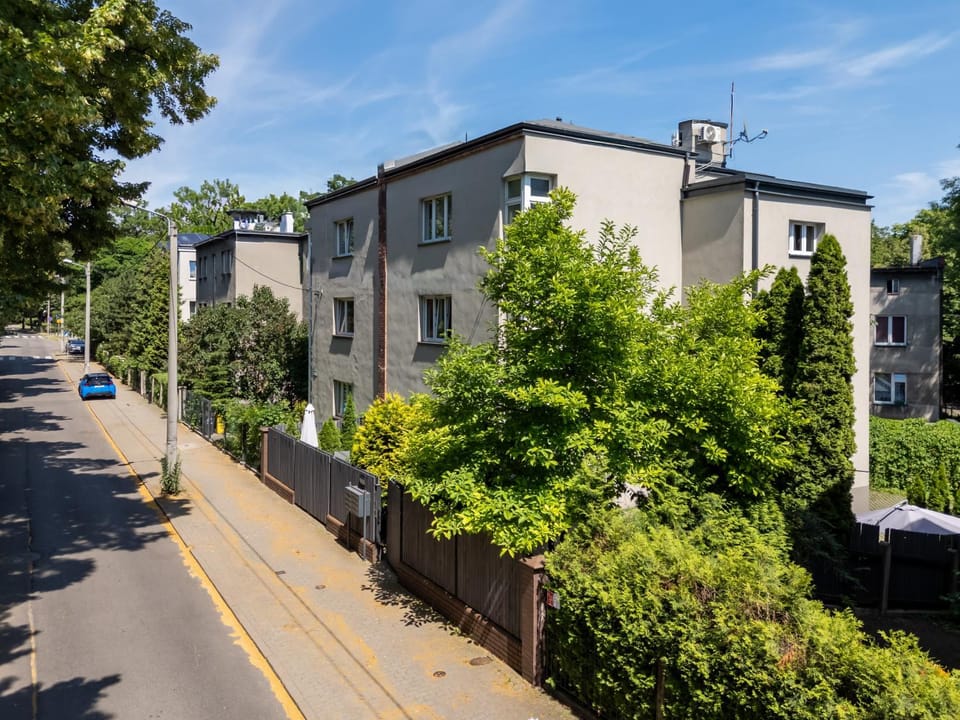 Property building, Neighbourhood, Street view