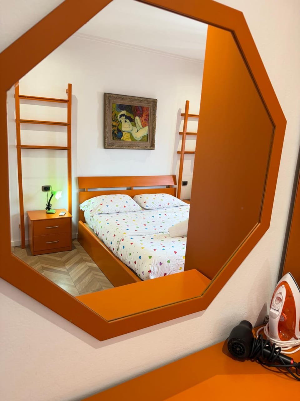 Bed, Photo of the whole room, wardrobe