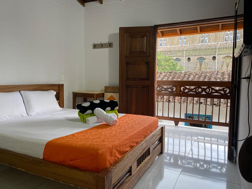 Bed, View (from property/room), Balcony/Terrace, Photo of the whole room, Bedroom, towels