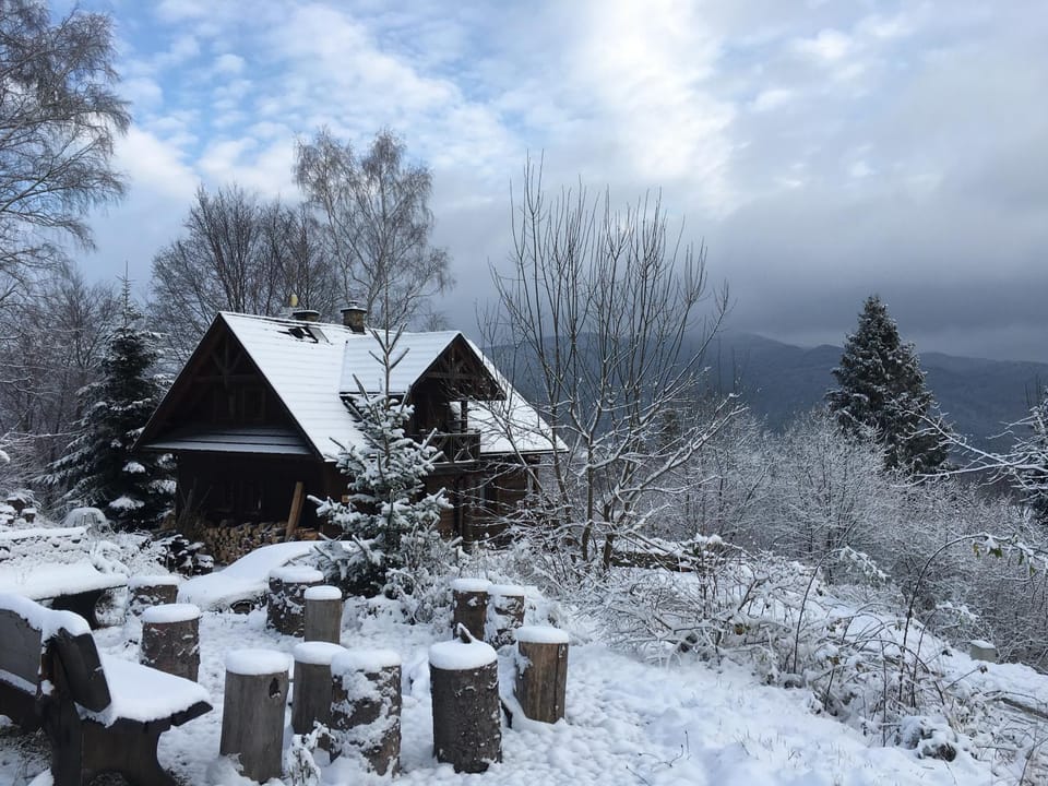 Property building, Natural landscape, Winter, Area and facilities