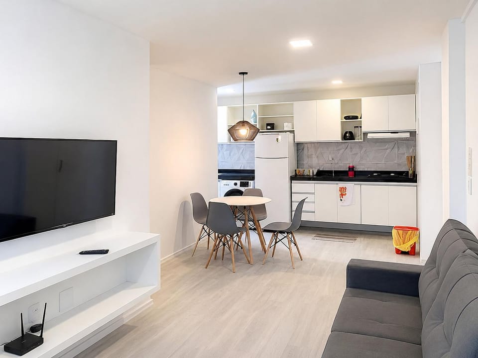 Kitchen or kitchenette, Living room, Dining area