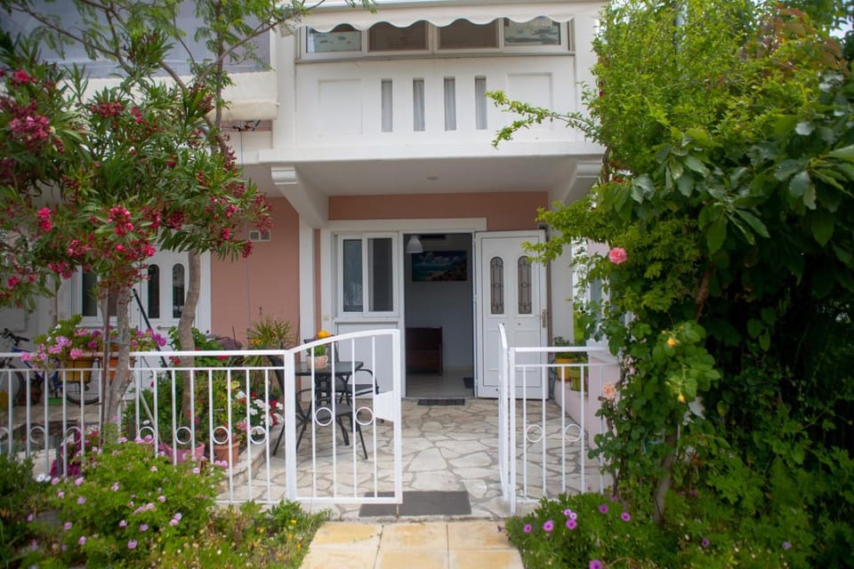 Nicky Apartment Apartment in Lefkada