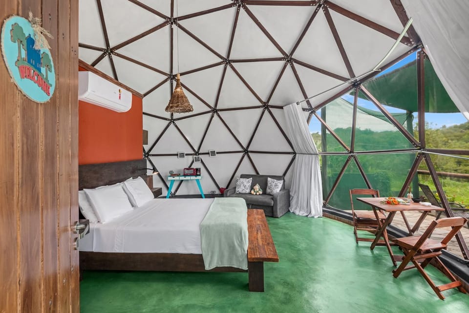 Glamping Serra da Canastra - Casinha de Hortelã - Domo Embaúba Luxury tent in State of São Paulo