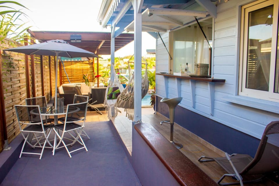 Lounge or bar, Dining area