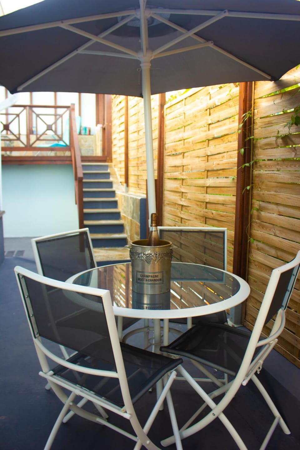 Patio, Internal: Not applicable to any particular room