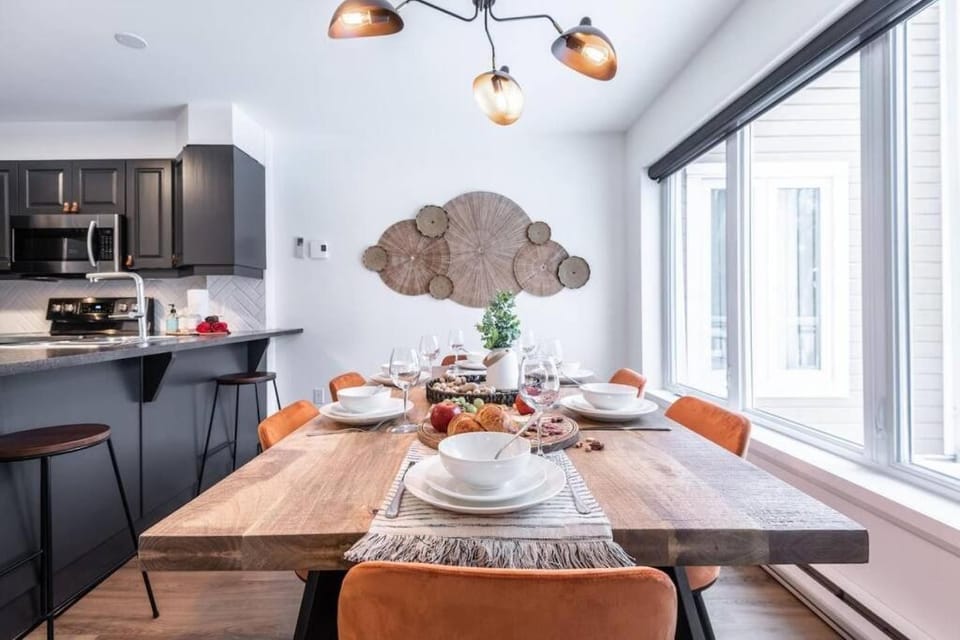L'Érablière Tremblant Ski Inout Condo W 2bdrs House in Mont-Tremblant