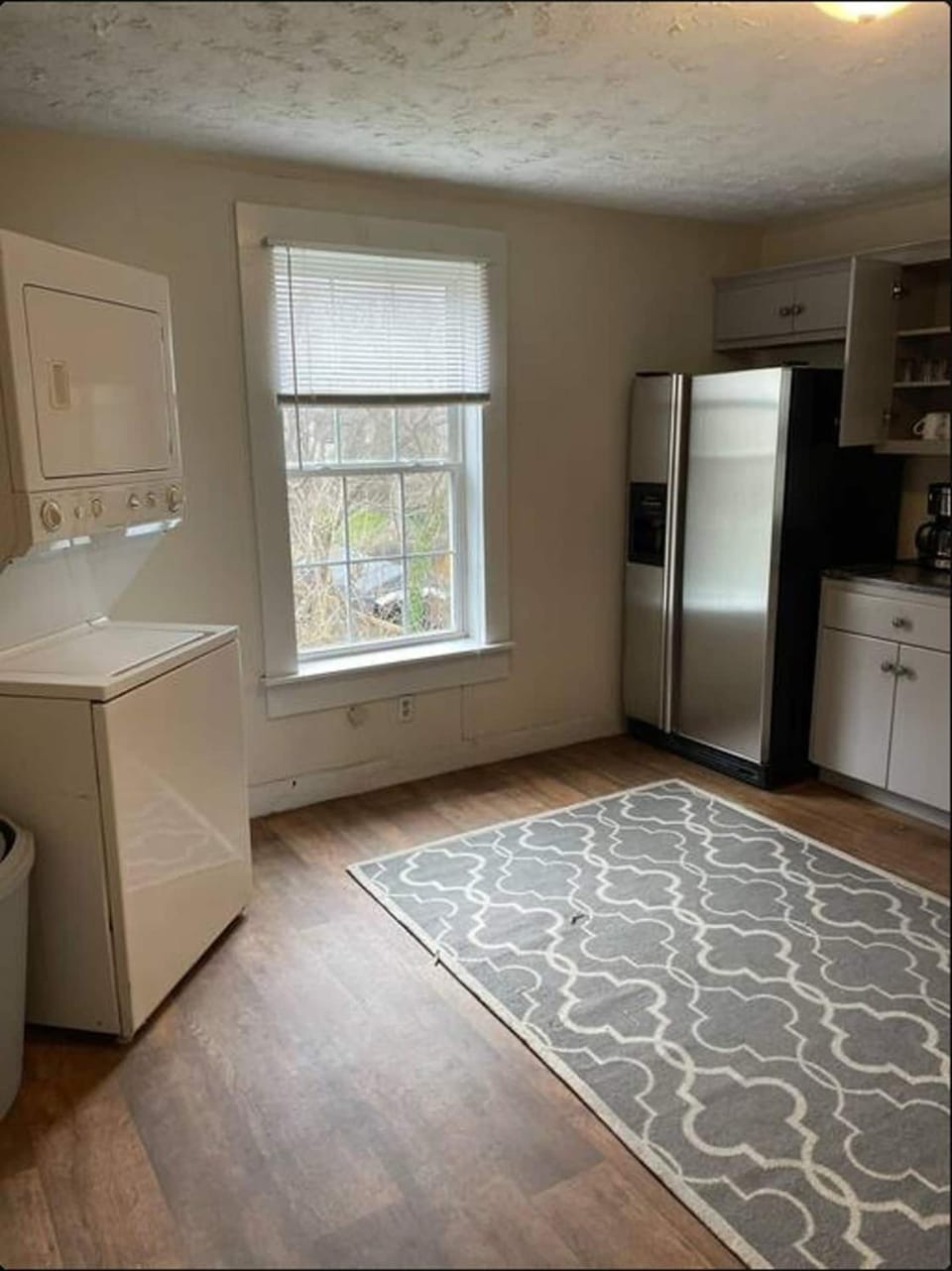 Stylish and Convenient with WiFi & Fenced yard House in Charlottesville
