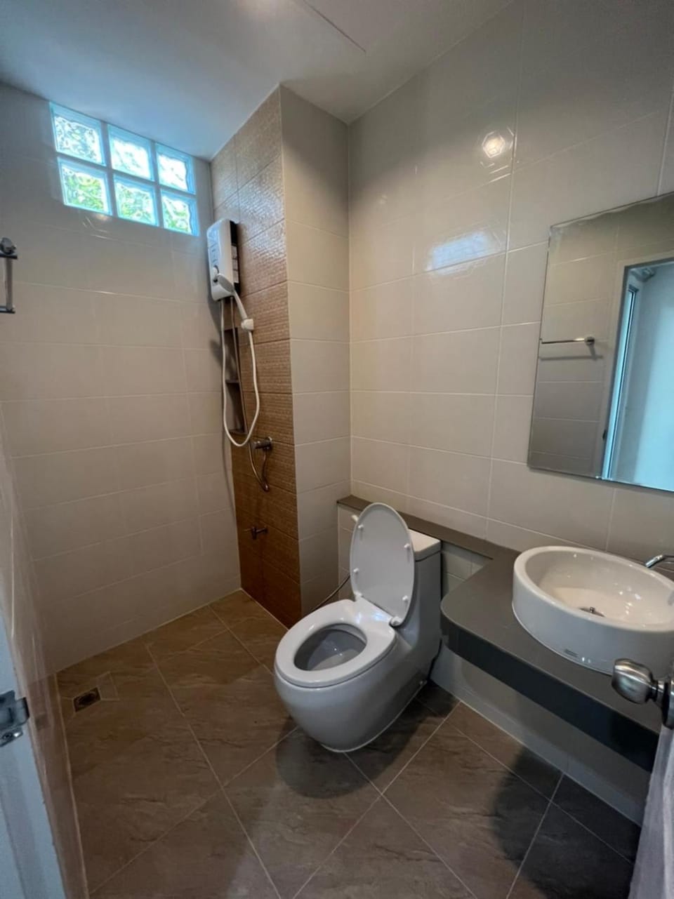 Shower, Toilet, Bathroom