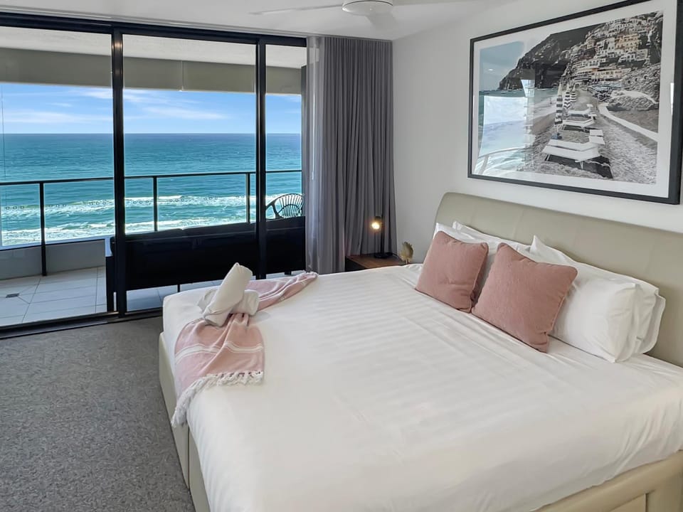 Unit 2004 Oracle Tower 1 Level 20 Apartment in Gold Coast