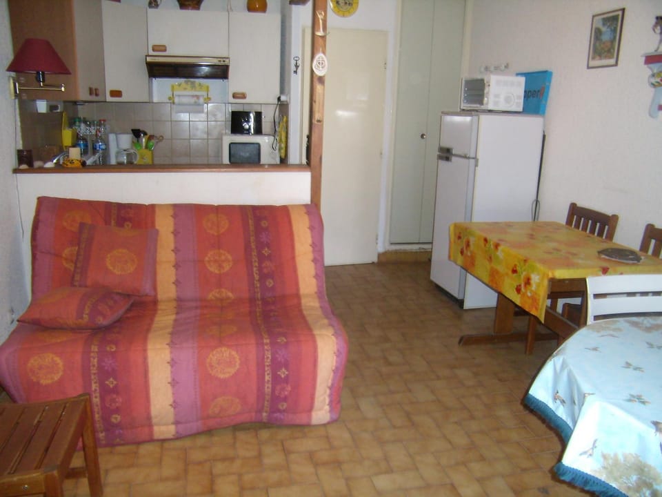 Réf LS 149 : Studio 4 pers Rés le Trident n°63 Apartment in Saintes-Maries-de-la-Mer