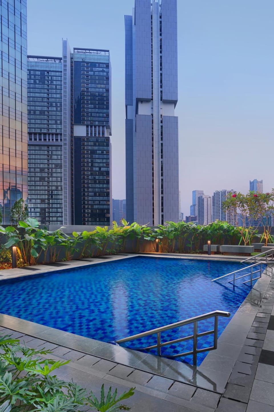 Swimming pool, Swimming pool