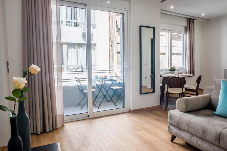 Balcony/Terrace, Living room