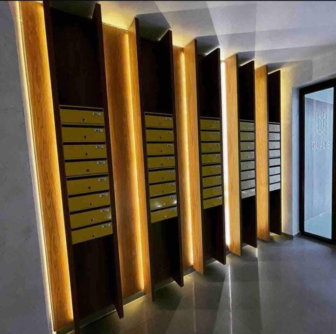 Minimalist Studio Apartment Brașov Apartment in Brasov