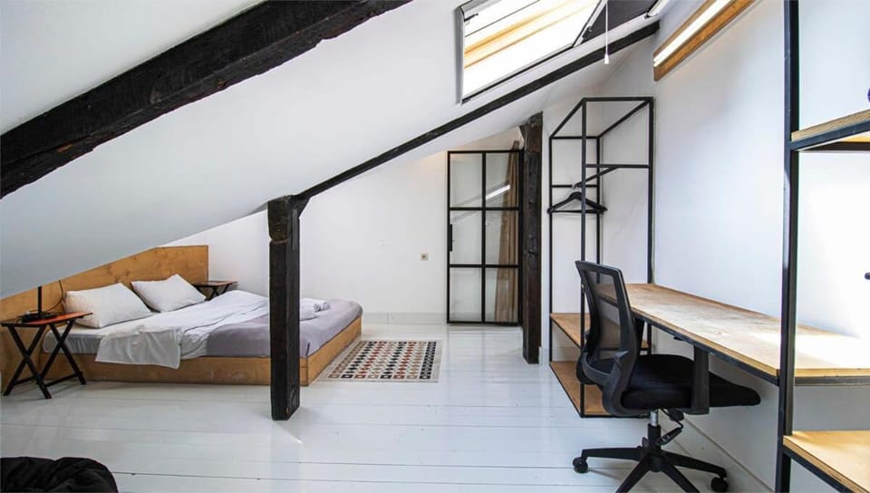 Bed, Bedroom