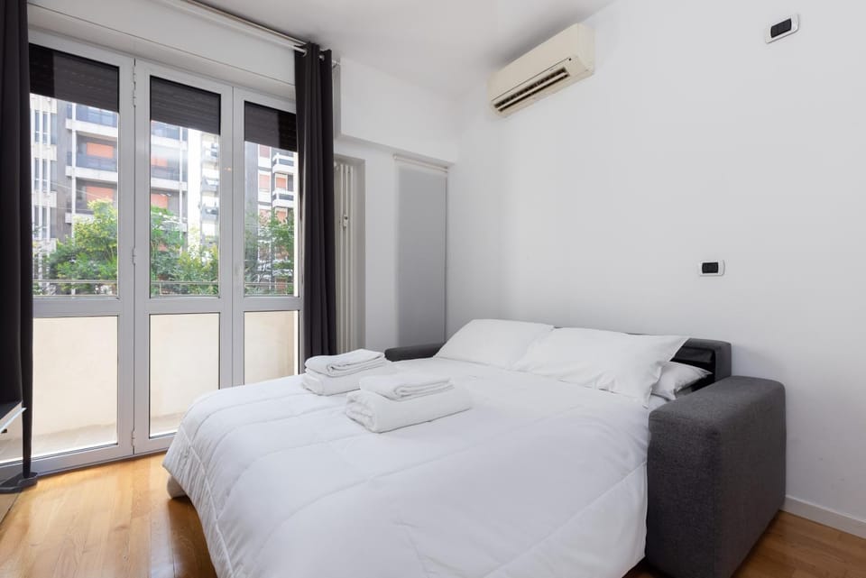 Moscova Design Home Apartment in Milan