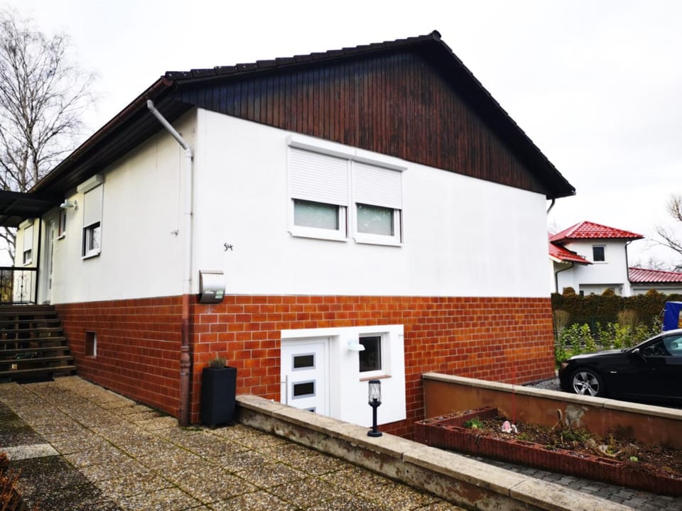Property building, Facade/entrance