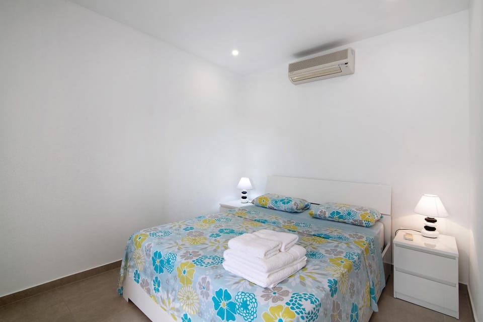 Property building, Living room, Bedroom