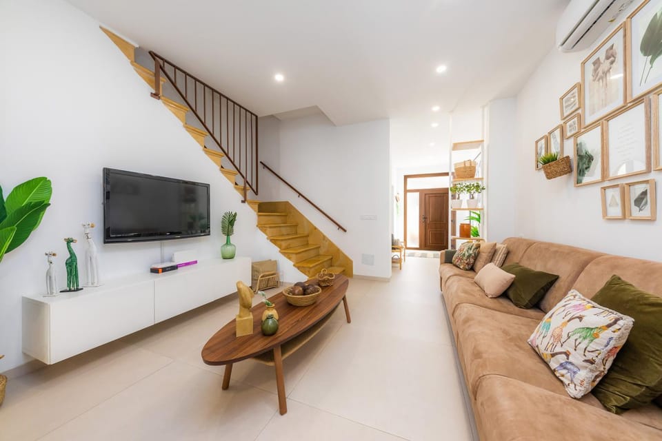 Property building, Living room