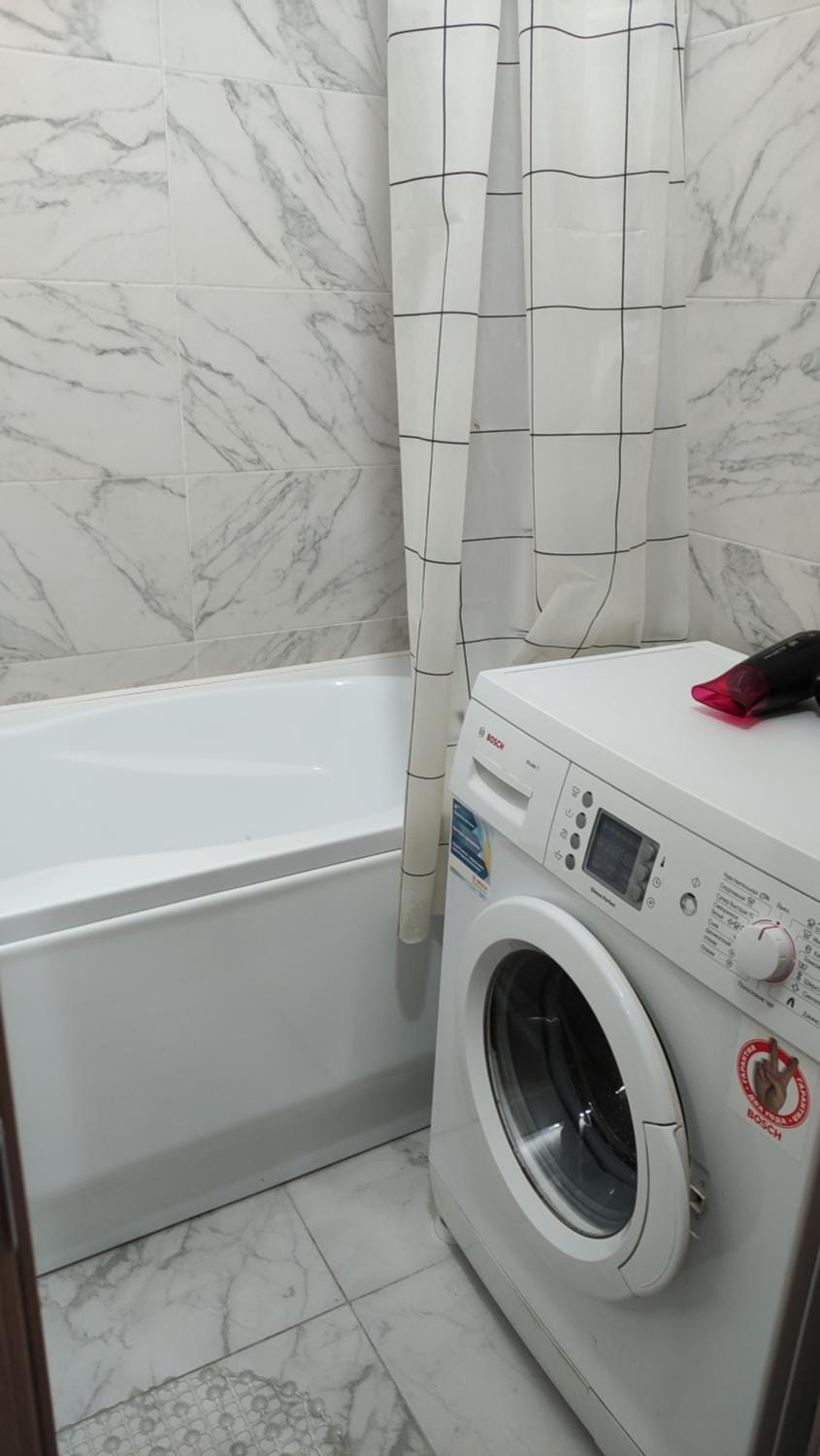 Bathroom, Bath, washing machine, dryer
