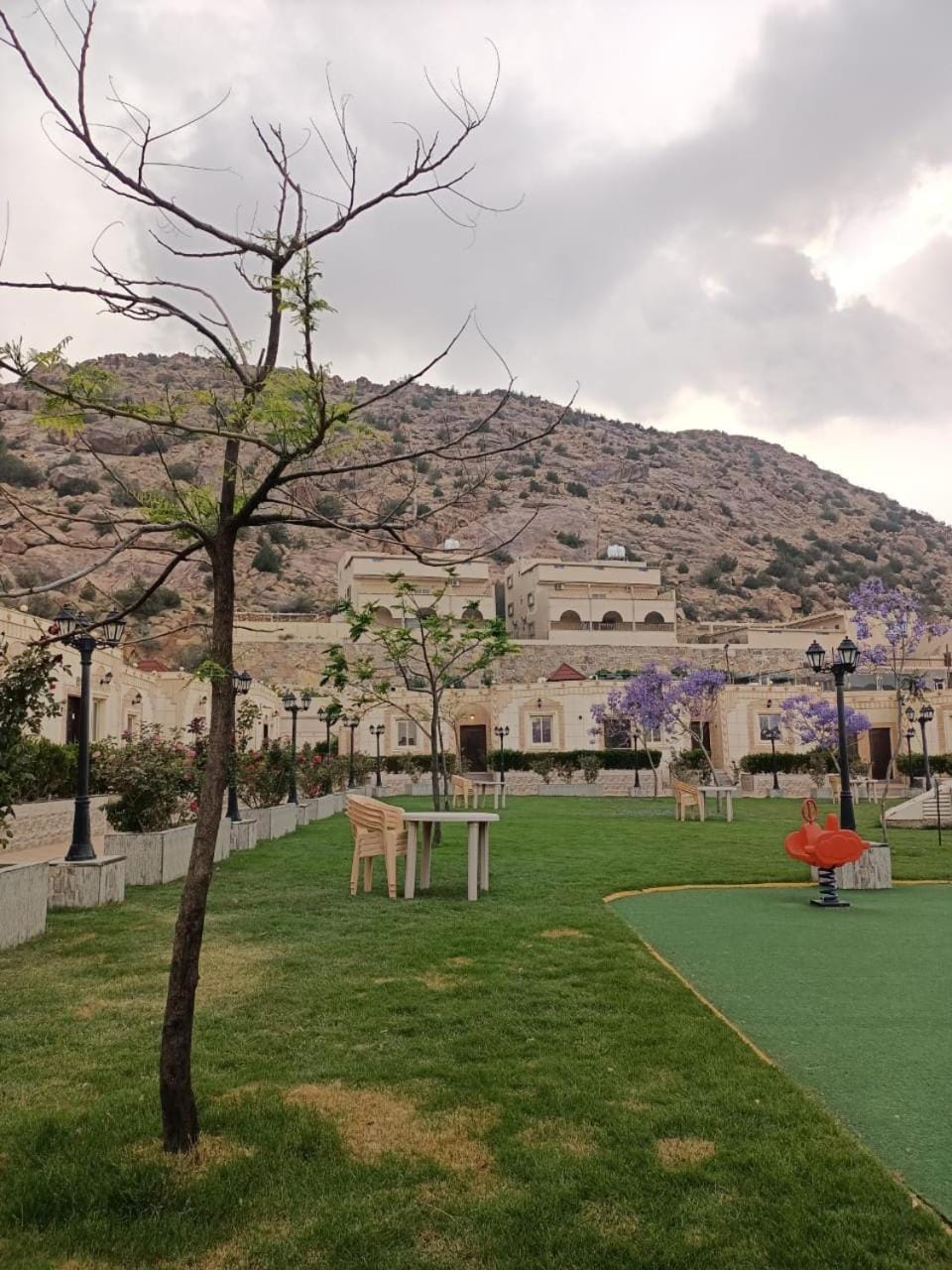 Spring, Day, Natural landscape, Children play ground, Garden, Garden, Garden view, Mountain view