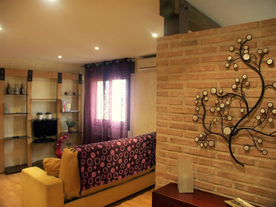 Living room, Lobby or reception