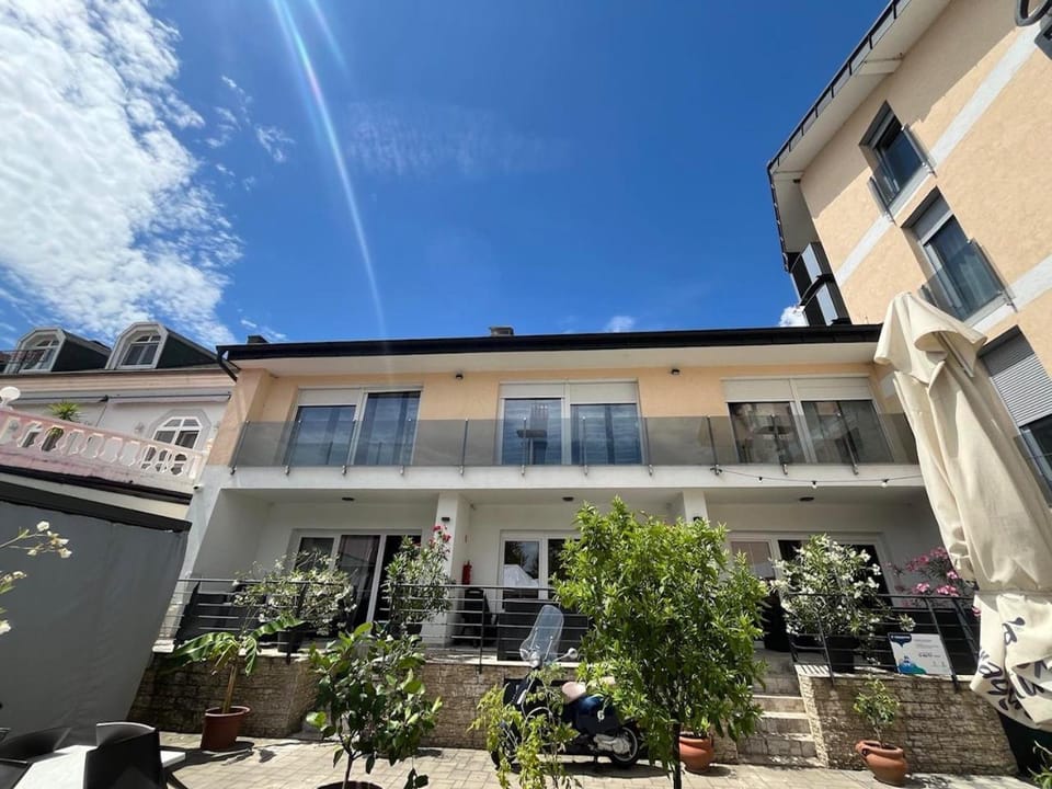 City panzió Bed and Breakfast in Hungary