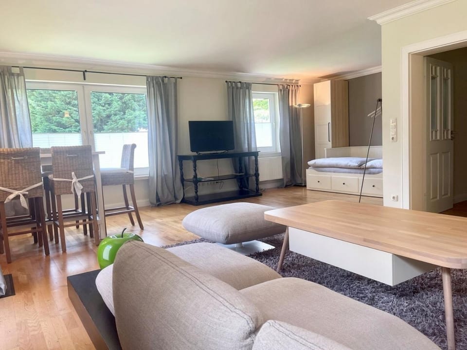Ruhiges Landhaus am Wald mit Garten Apartment in Aurich